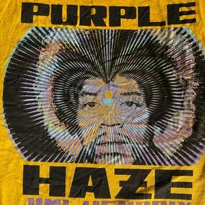 Cropped Jimi Hendrix t shirt.